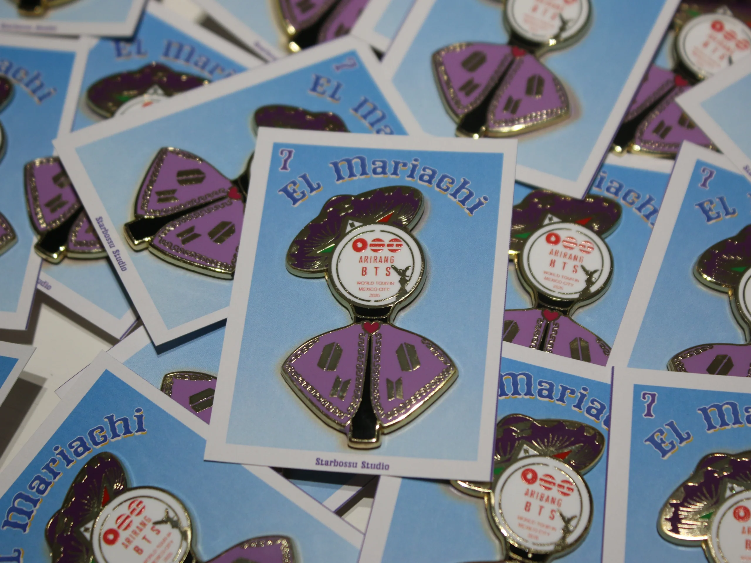 Mariachi bombwand, Ya disponible